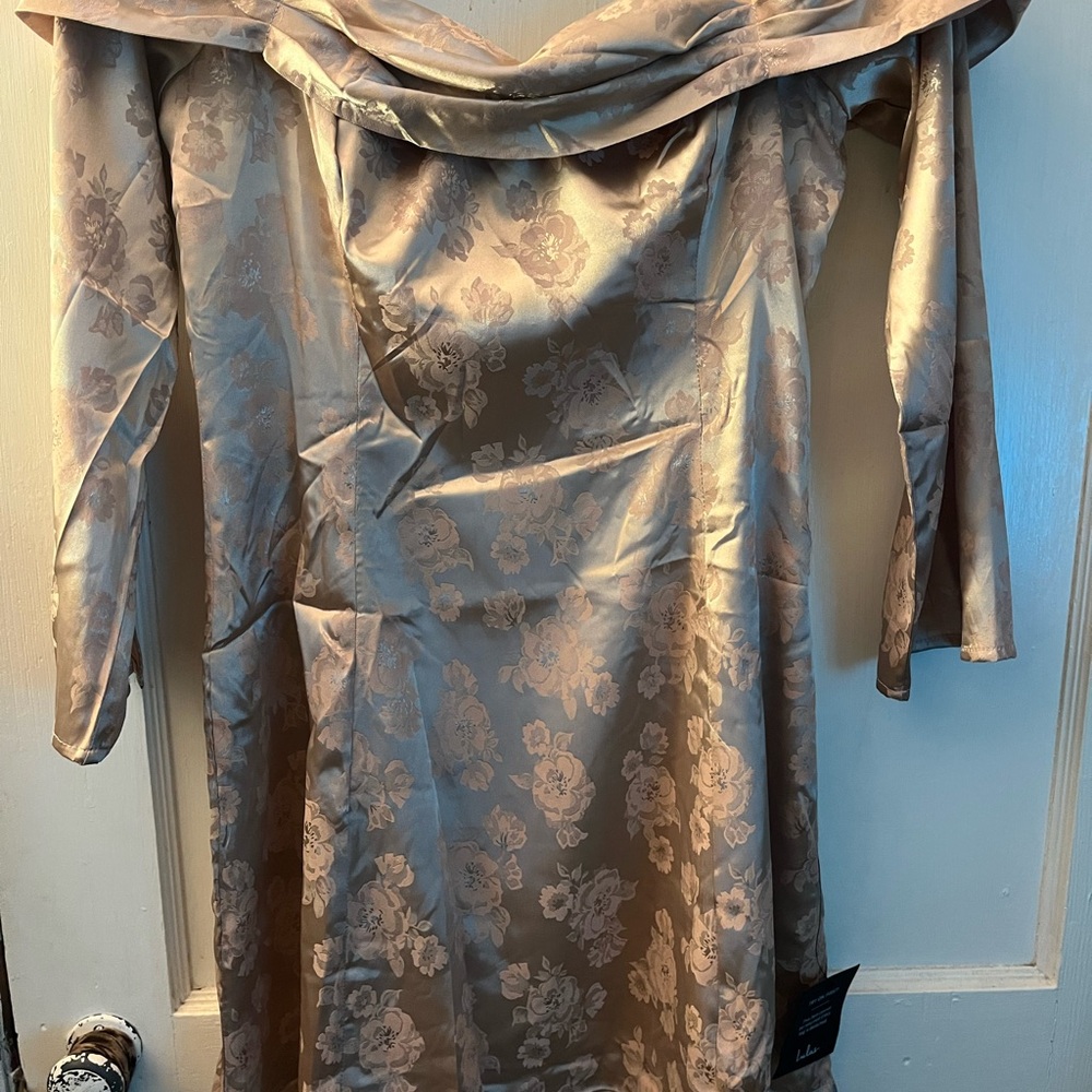 Lulu's Silver Gray Off-Shoulder Long Sleeve Gown